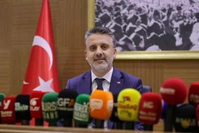 Bursa&rsquo;nın geleceğine y&ouml;n verecek iki kritik proje Mecliste sunuldu