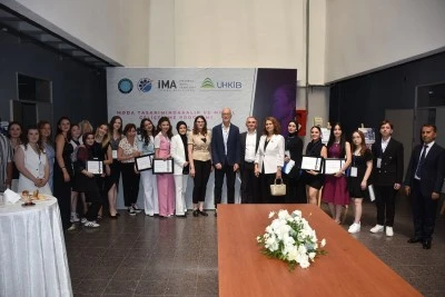 Bursa'nın gen&ccedil; modelistleri sertifikalarını aldı 