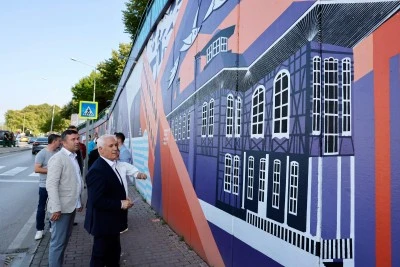 Bursa&rsquo;nın turizm haritası duvarlarda canlanıyor