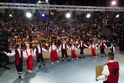 Bursa Orhangazi'de Balkan Gecesi