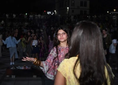 Bursa Osmangazi'de Hıdırellez sevin&ccedil;le kutlandı 