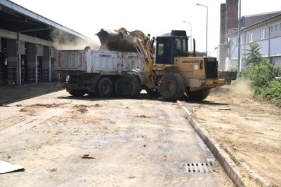 Bursa Osmangazi'de kurban pazarları temizlenerek dezenfekte edildi