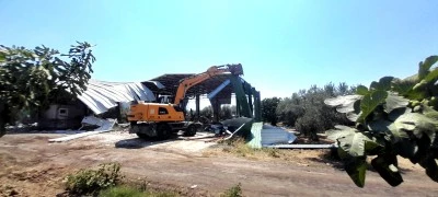 Bursa Osmangazi&rsquo;de zeytinliğe yapılan ka&ccedil;ak depoya izin yok