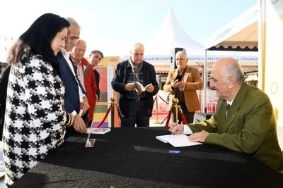 Bursa Osmangazi edebiyatla nefes alıyor