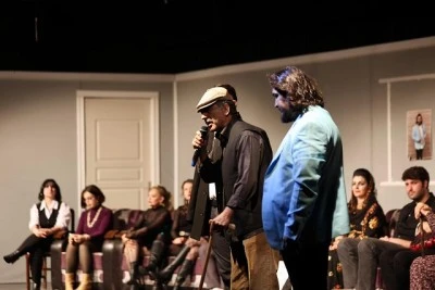 Bursa &Ouml;zg&uuml;r Aksoy Tiyatro G&uuml;nleri'ne g&ouml;rkemli final