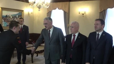 Bursa protokol&uuml; bayramlaşmak i&ccedil;in bir araya geldi