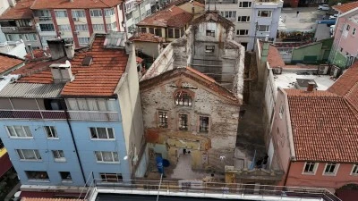 Bursa Setbaşı Sanat Merkezi&rsquo;ne d&ouml;n&uuml;şt&uuml;r&uuml;yor