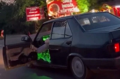Bursa trafiğinde pes dedirten g&ouml;r&uuml;nt&uuml;