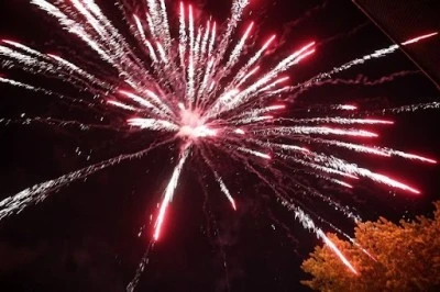 Bursa Valiliği'nden havai fişek a&ccedil;ıklaması