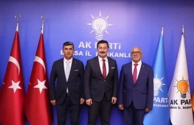Bursa Yenişehir'de iki meclis &uuml;yesi daha Ak Parti saflarına katıldı
