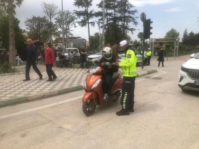 Bursa Yenişehir'de trafik denetlenmesi