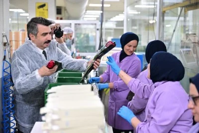Bursa Yıldırım Belediye Başkanı Oktay Yılmaz: Emek kutsaldır