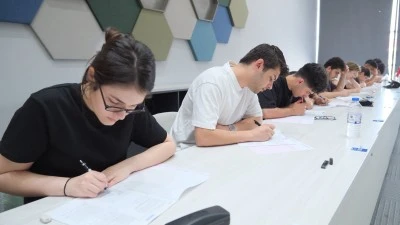 Bursa Yıldırım Belediyesi'nden YKS &ouml;ncesi son prova 