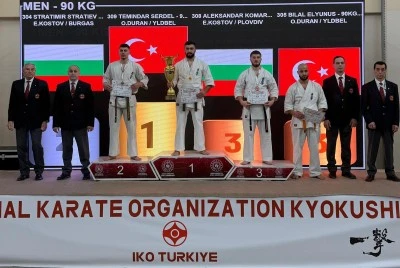Bursa Yıldırım'da Kyokushin karate r&uuml;zgarı