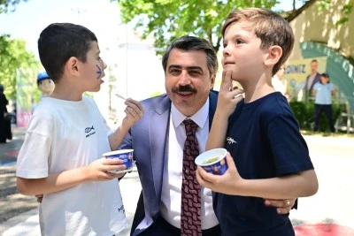Bursa Yıldırım'da sokaklar &ccedil;ocuklar i&ccedil;in d&ouml;n&uuml;ş&uuml;yor