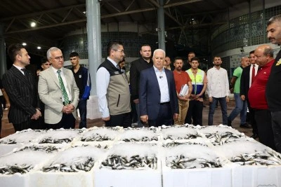 Bursalı balık&ccedil;ılar sezonu a&ccedil;tı