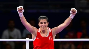 Bursalı Busenaz S&uuml;rmeneli, Paris 2024 Olimpiyat Oyunları'nda &ccedil;eyrek finale y&uuml;kseldi