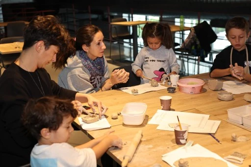 Bursalı &ccedil;ocuklar seramik sanatıyla tanıştı