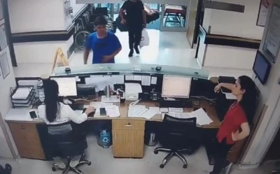 Bursalı gen&ccedil; y&uuml;r&uuml;yerek hastaneye gitti 2 saat i&ccedil;inde hayatını kaybetti