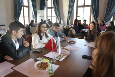 Bursalı gen&ccedil;ler, Osmangazi Gen&ccedil;lik Gıda Politikası Bildirisi&rsquo;ni hazırladı