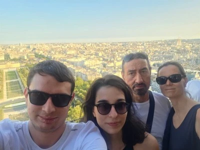 Bursalı ikizler, doktor babalarının mezun olduğu &uuml;niversiteyi kazandı