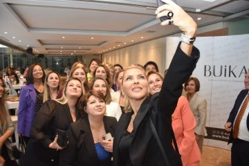 Bursalı iş kadınlarından: G&uuml;&ccedil;l&uuml; T&uuml;rkiye&rsquo;nin itici g&uuml;c&uuml; Cumhuriyet kadınları olacaktır