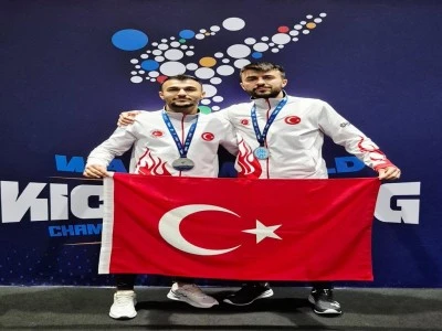 Bursalı kardeşlerin hedefinde d&uuml;nya şampiyonluğu var