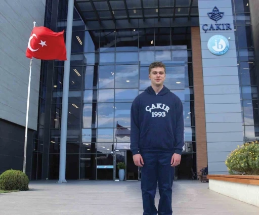 Bursalı lise &ouml;ğrencisinin Oxford başarısı