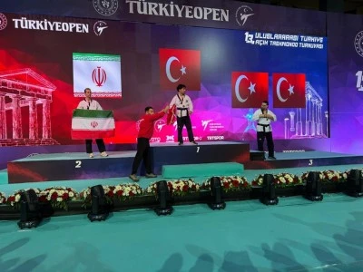 Bursalı milli tekvandocu Uğur Tuzlu şampiyon