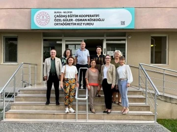 Bursalı rotaryanlardan kız &ouml;ğrencilere eğitim desteği 