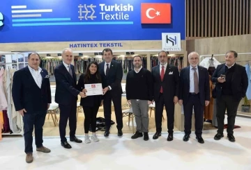 Bursalı tekstilciler Paris seferinden umutlu d&ouml;nd&uuml;
