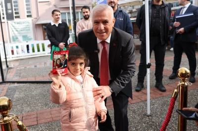 Bursalılar, Atat&uuml;rk İle Aynı Karede