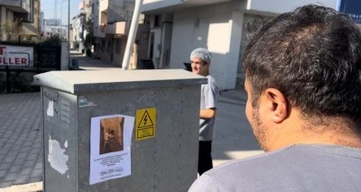 Bursalılar bu afişi konuşuyor: Kızlarınızı bu adamdan uzak tutun