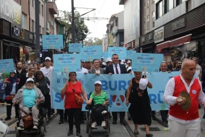 Bursalılar sağlık i&ccedil;in y&uuml;r&uuml;d&uuml;