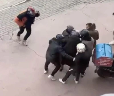 Bursalılar yaşlı kadını lodostan bu şekilde korudu