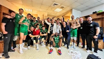 Bursaspor Bah&ccedil;eşehir'deplasmanda devirdi !