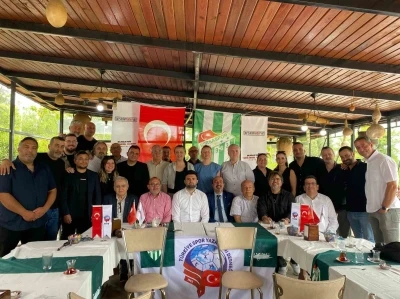 Bursaspor Başkanı Enes &Ccedil;elik:
