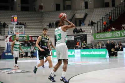 Bursaspor Basketbol- Merkezefendi Belediyesi: 103-107