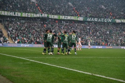 Bursaspor &Ccedil;ok Farklı ! 