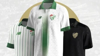 Bursaspor&rsquo;da &uuml;&ccedil; forma modeli daha satışa &ccedil;ıktı !