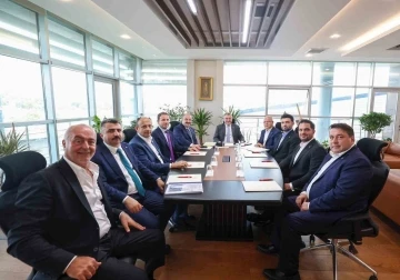 Bursaspor&rsquo;dan Bakan Osman Aşkın Bak&rsquo;a ziyaret