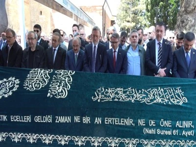 Bursaspor eski Genel Sekreteri ve eski BTSO Başkanı Mehmet Şener toprağa verildi