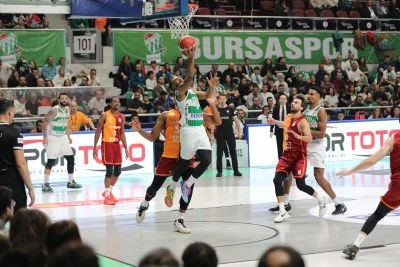 Bursaspor Galatasaray'ı Devirdi !