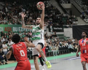 Bursaspor Kritik Ma&ccedil;ı Kazandı !