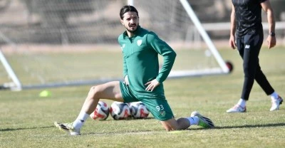 Bursaspor, Muşspor ma&ccedil;ına dar alan oyunlarıyla hazırlanıyor