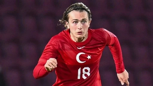 Bursaspor taraftarının b&uuml;y&uuml;k &ouml;fkesini toplayan Ali Akman'ın yeni adresi 