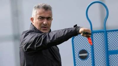 Bursaspor teknik direkt&ouml;rl&uuml;k i&ccedil;in o isimle g&ouml;r&uuml;ş&uuml;yor!