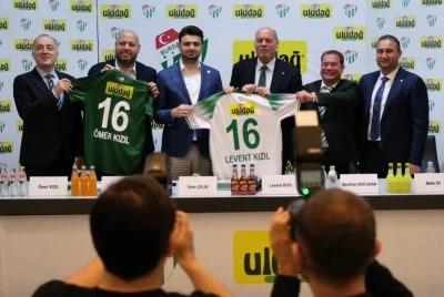 Bursaspor'un forma sırt sponsoru belli oldu ! 