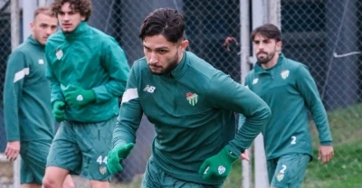 Bursaspor, Yeni Mersin İdman Yurdu ma&ccedil;ı hazırlıklarını tamamladı