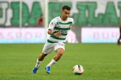 Bursaspor, Yiğitali Bayrak&rsquo;a veda etti